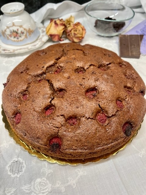 Torta soffice cioccolato e lamponi